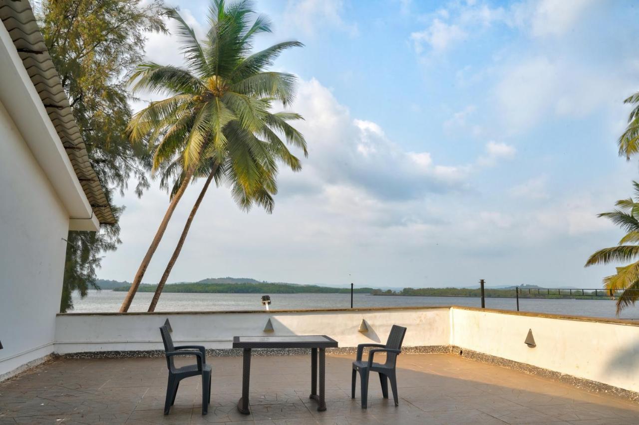 Blu Missel By The River Hotel Ribandar Exterior photo