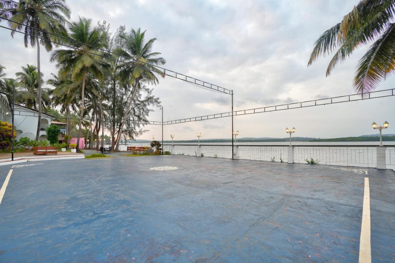 Blu Missel By The River Hotel Ribandar Exterior photo