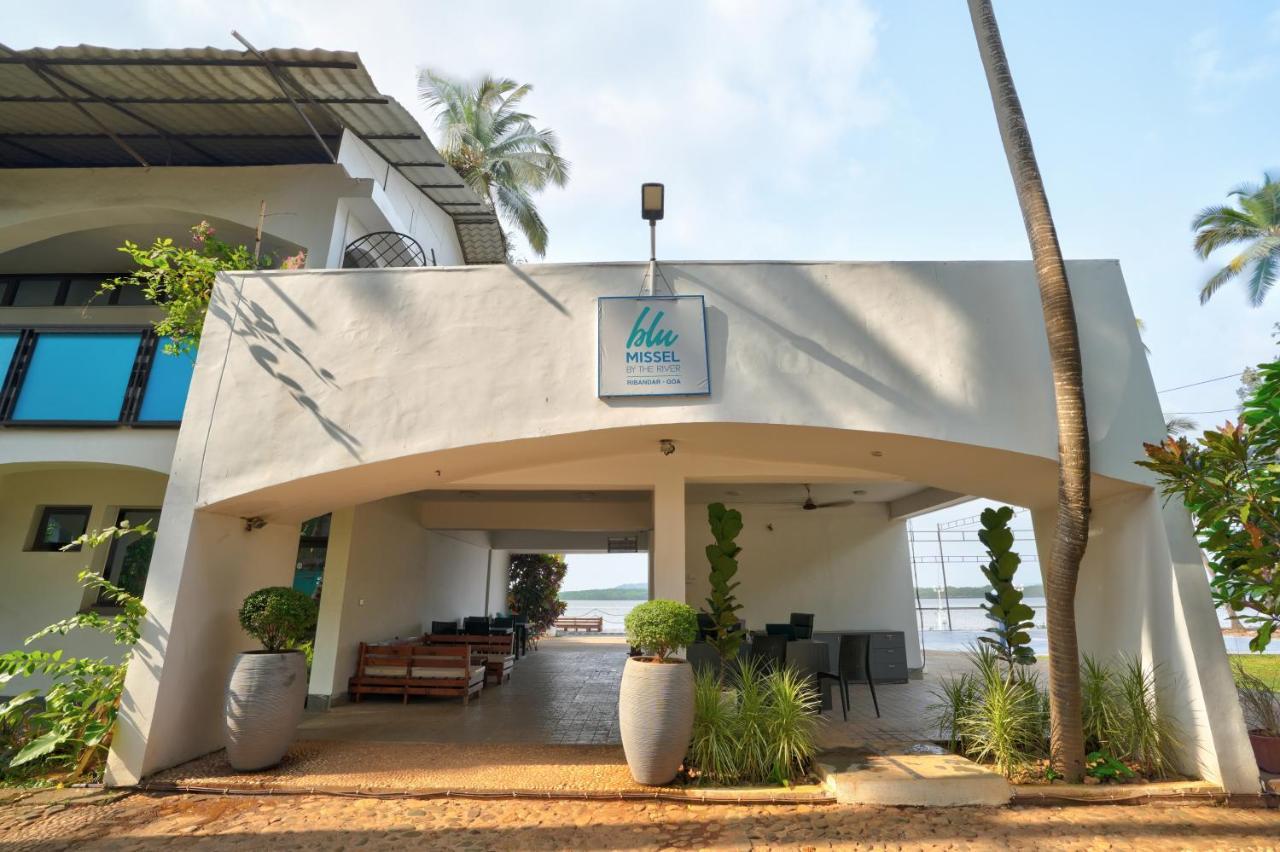 Blu Missel By The River Hotel Ribandar Exterior photo