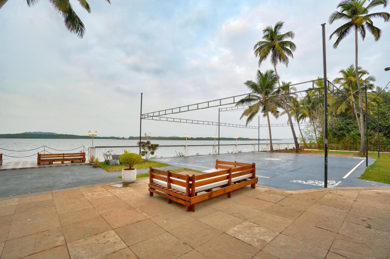 Blu Missel By The River Hotel Ribandar Exterior photo