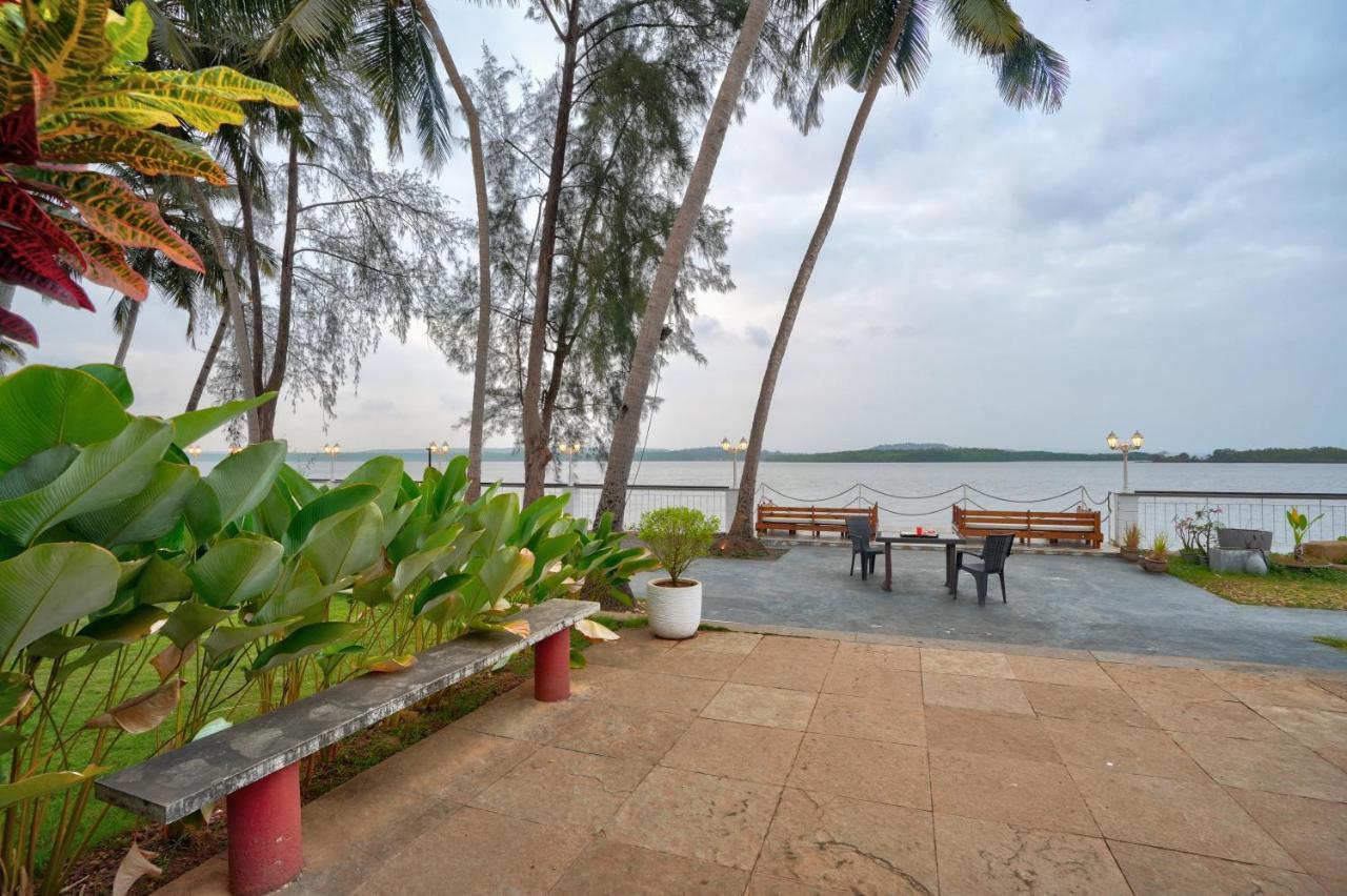 Blu Missel By The River Hotel Ribandar Exterior photo