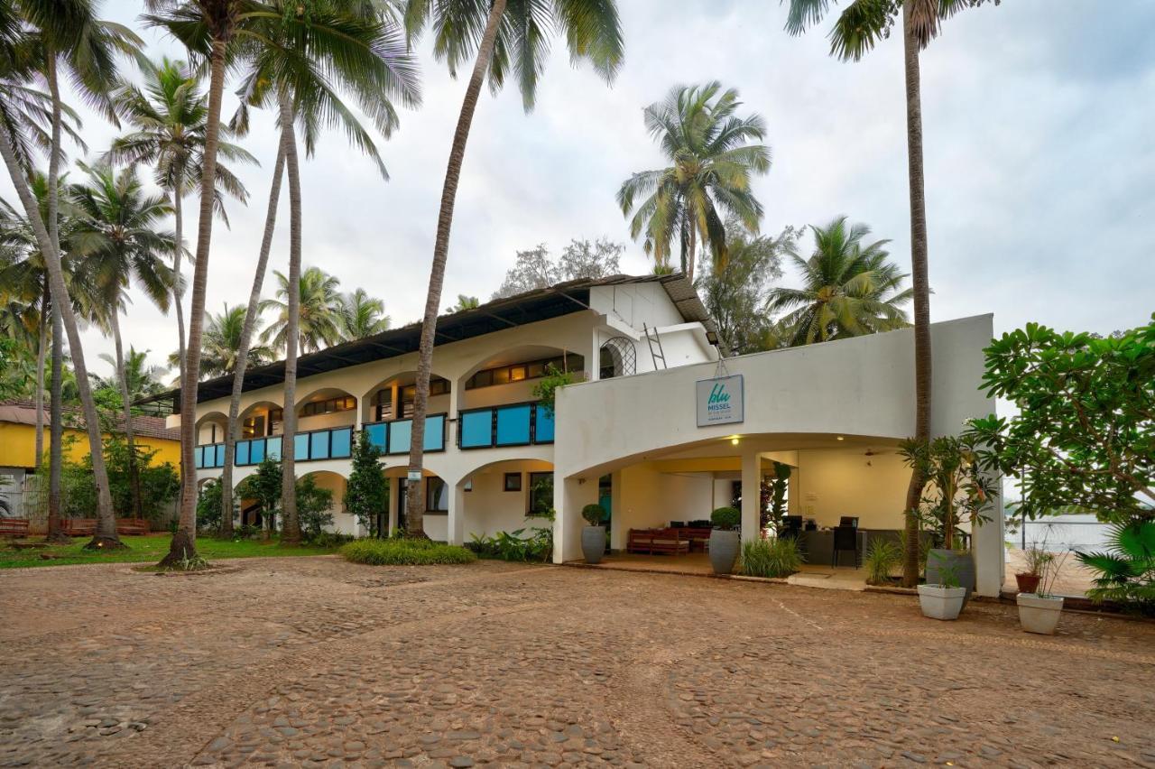 Blu Missel By The River Hotel Ribandar Exterior photo